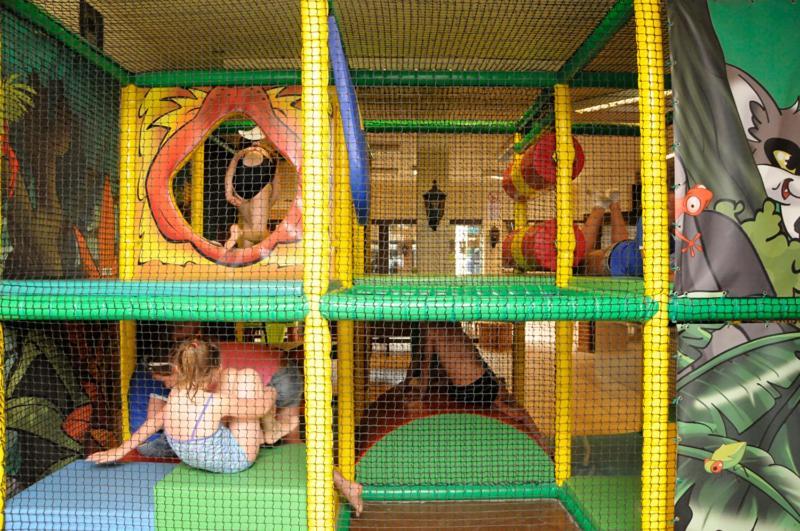Vakantiepark Wilhelm Tell Superieur Chalet Opglabbeek Εξωτερικό φωτογραφία