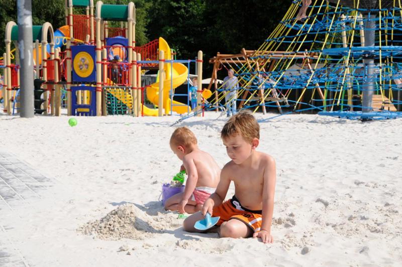 Vakantiepark Wilhelm Tell Superieur Chalet Opglabbeek Εξωτερικό φωτογραφία